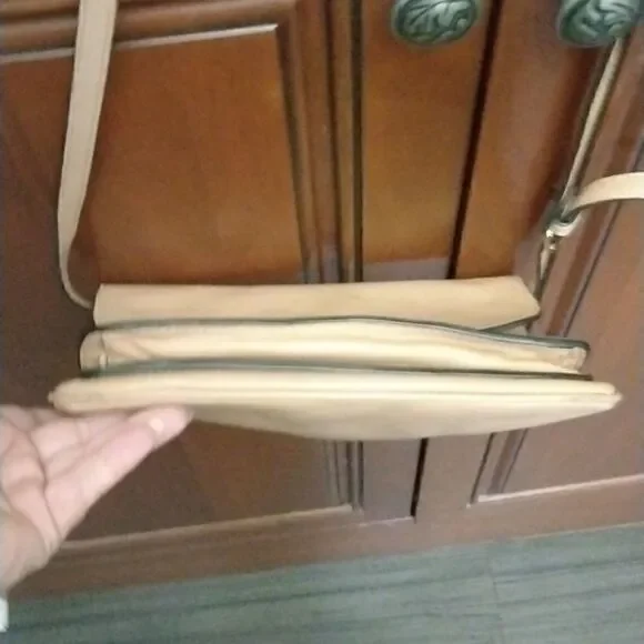 Tory Burch Crossbody   - Picture 9 of 12